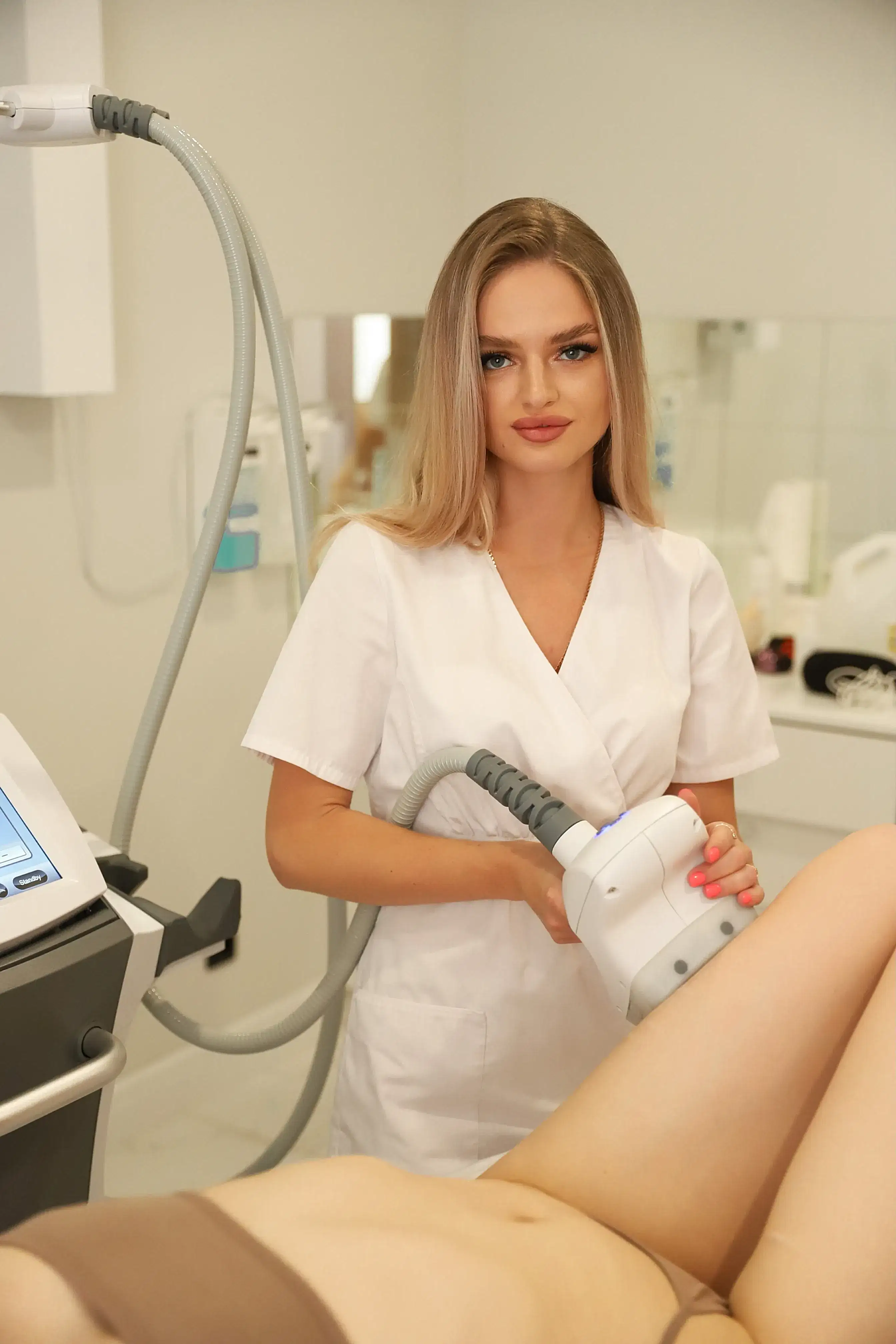 Можно ли делать LPG-массаж: показания, противопоказания и польза процедуры